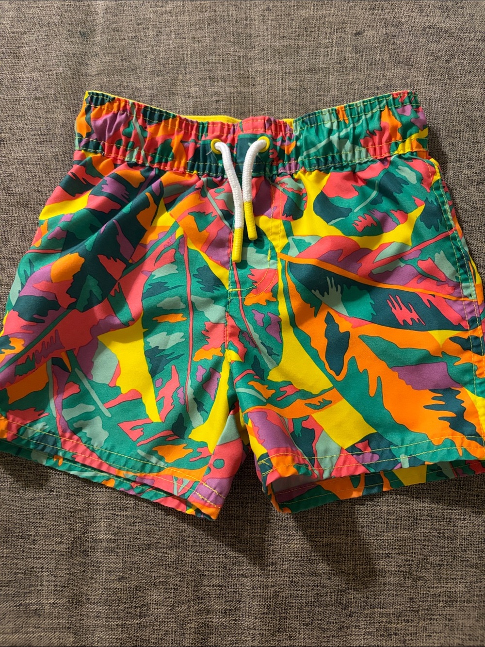 Kid’s Vibrant Tropical Print Swim Shorts - Multi
